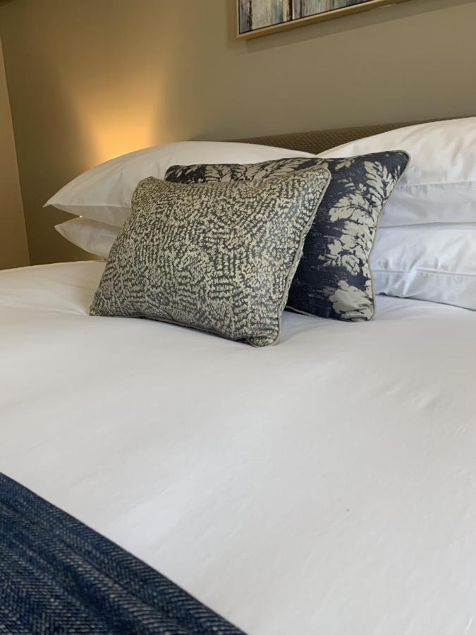 The Cedar Country Hotel Bellway Eksteriør billede